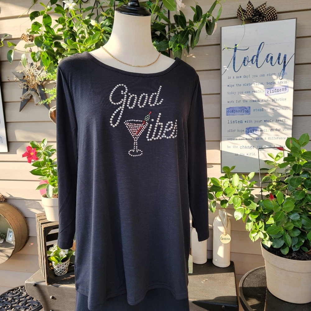 ROBERT LOUIS ♡ Sweet Black Embellished GOOD VIBES Rhinestone 3/4 Sleeve Tunic M